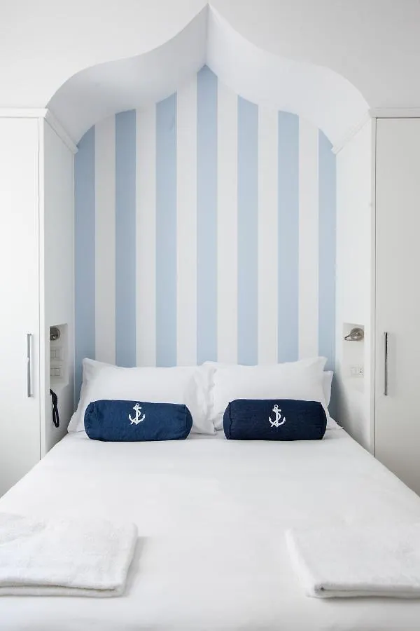 Hotel Marina Charming Rooms Finale Ligure 4*,  Italy