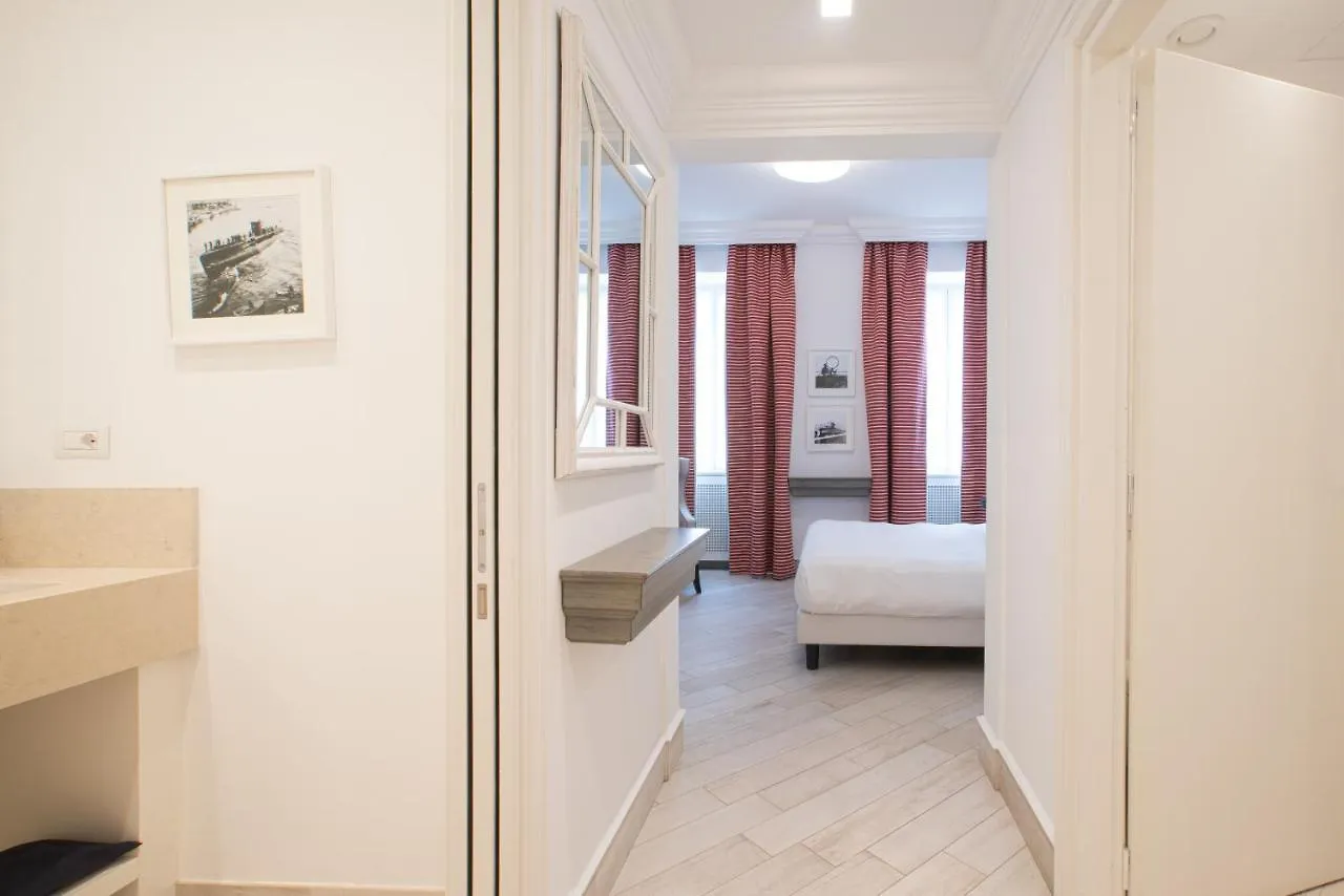 Hotel Marina Charming Rooms Finale Ligure 4*,  Italy