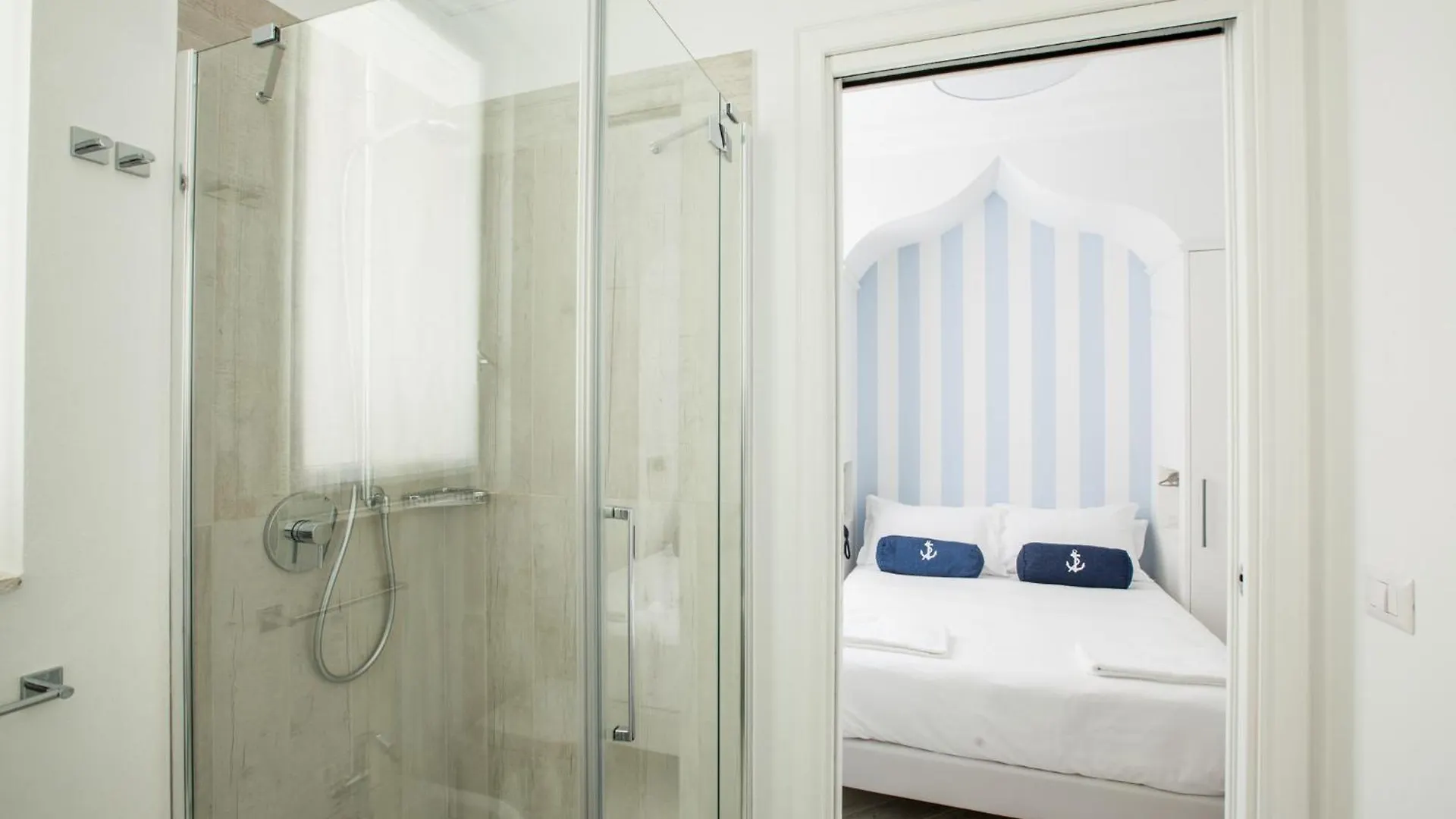 Hotel Marina Charming Rooms Finale Ligure