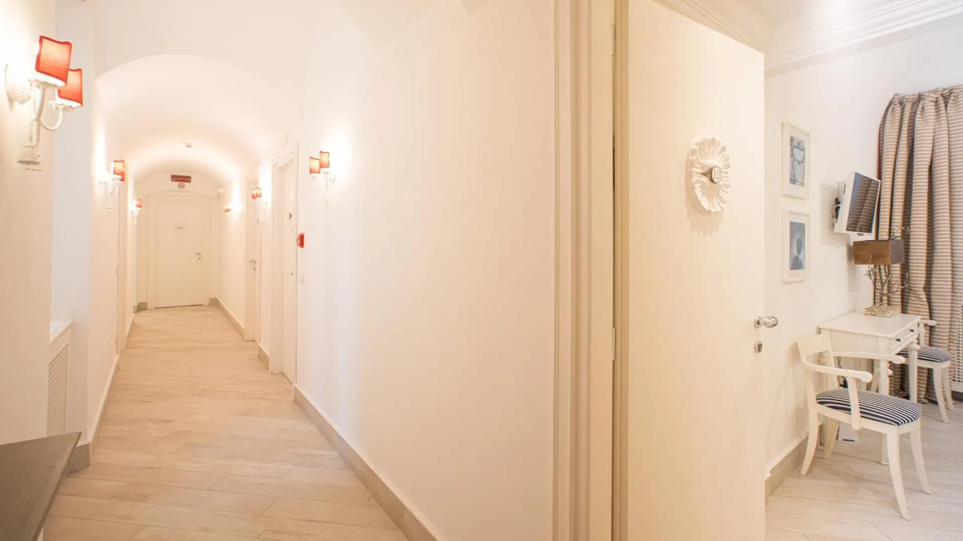 Hotel Marina Charming Rooms Finale Ligure