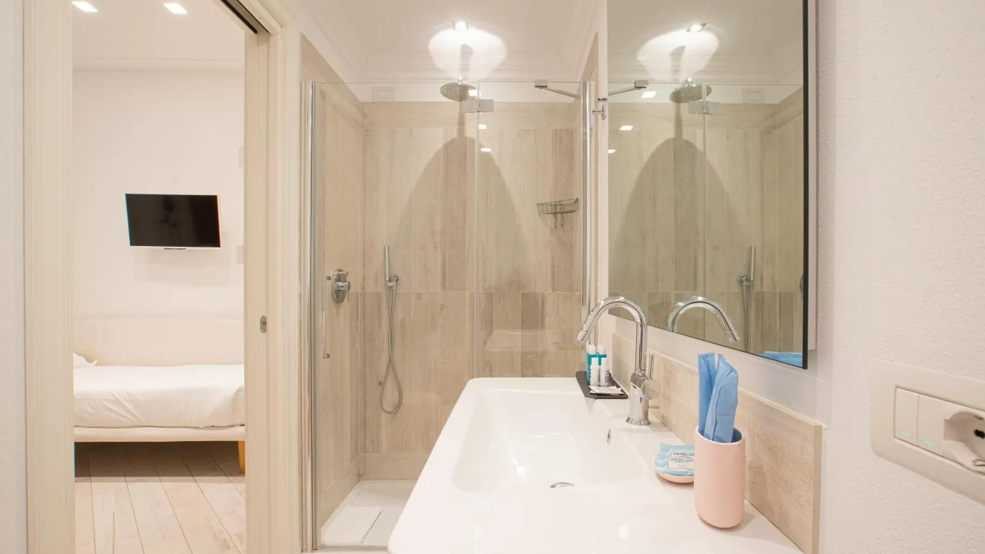 Hotel Marina Charming Rooms Finale Ligure