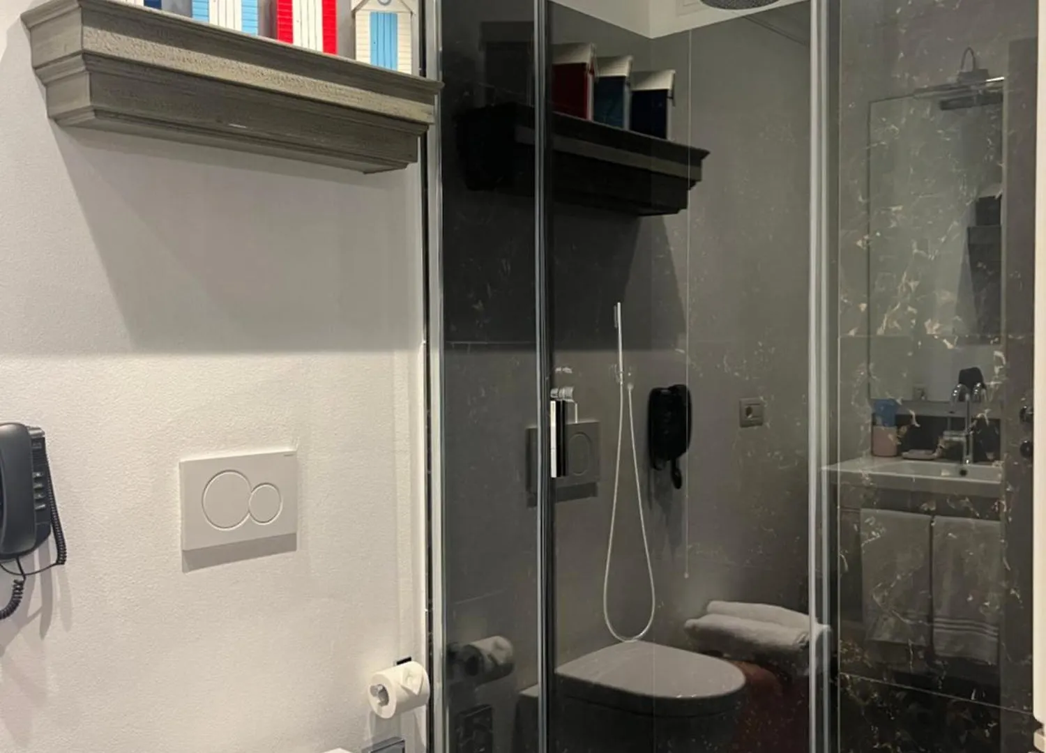 Hotel Marina Charming Rooms Finale Ligure 4*,